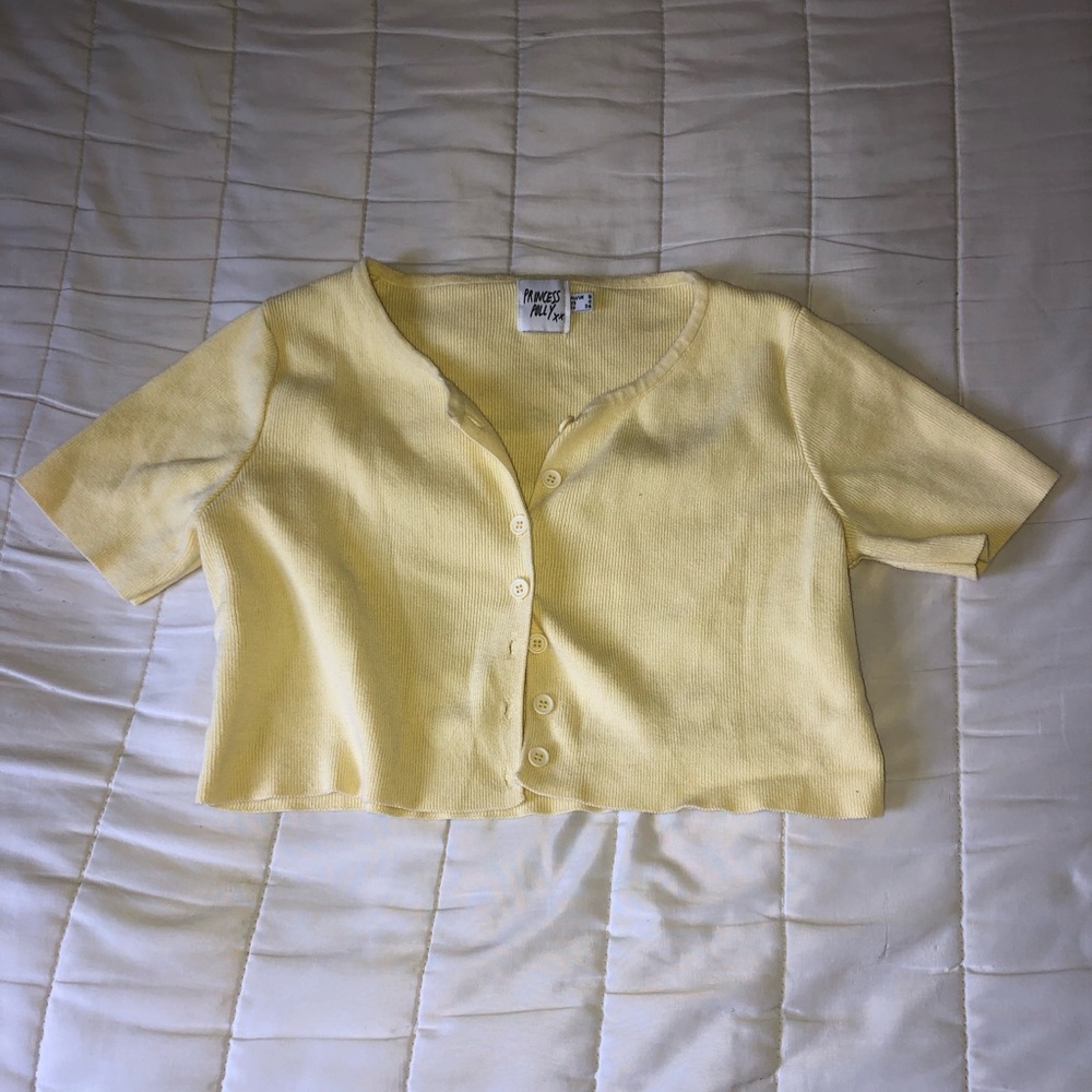 The Jayden top- yellow